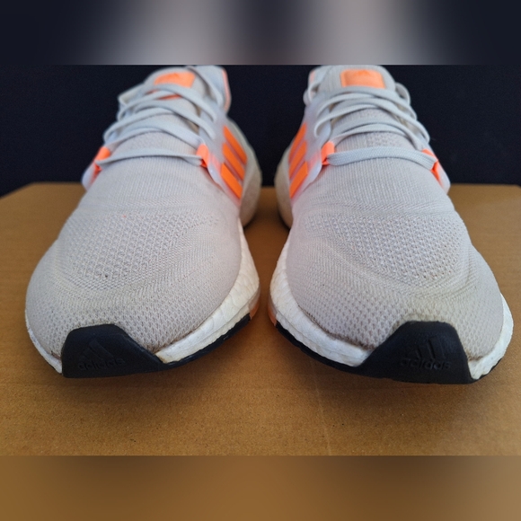 Adidas Ultraboost 22 Size 8.5 Aluminum Beam Orange GX6666**No Insole** - Picture 5 of 13
